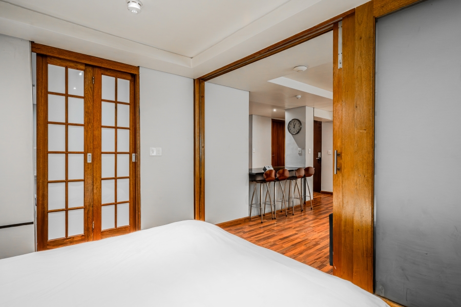 1 Bedroom Property for Sale in Cape Town City Centre Western Cape